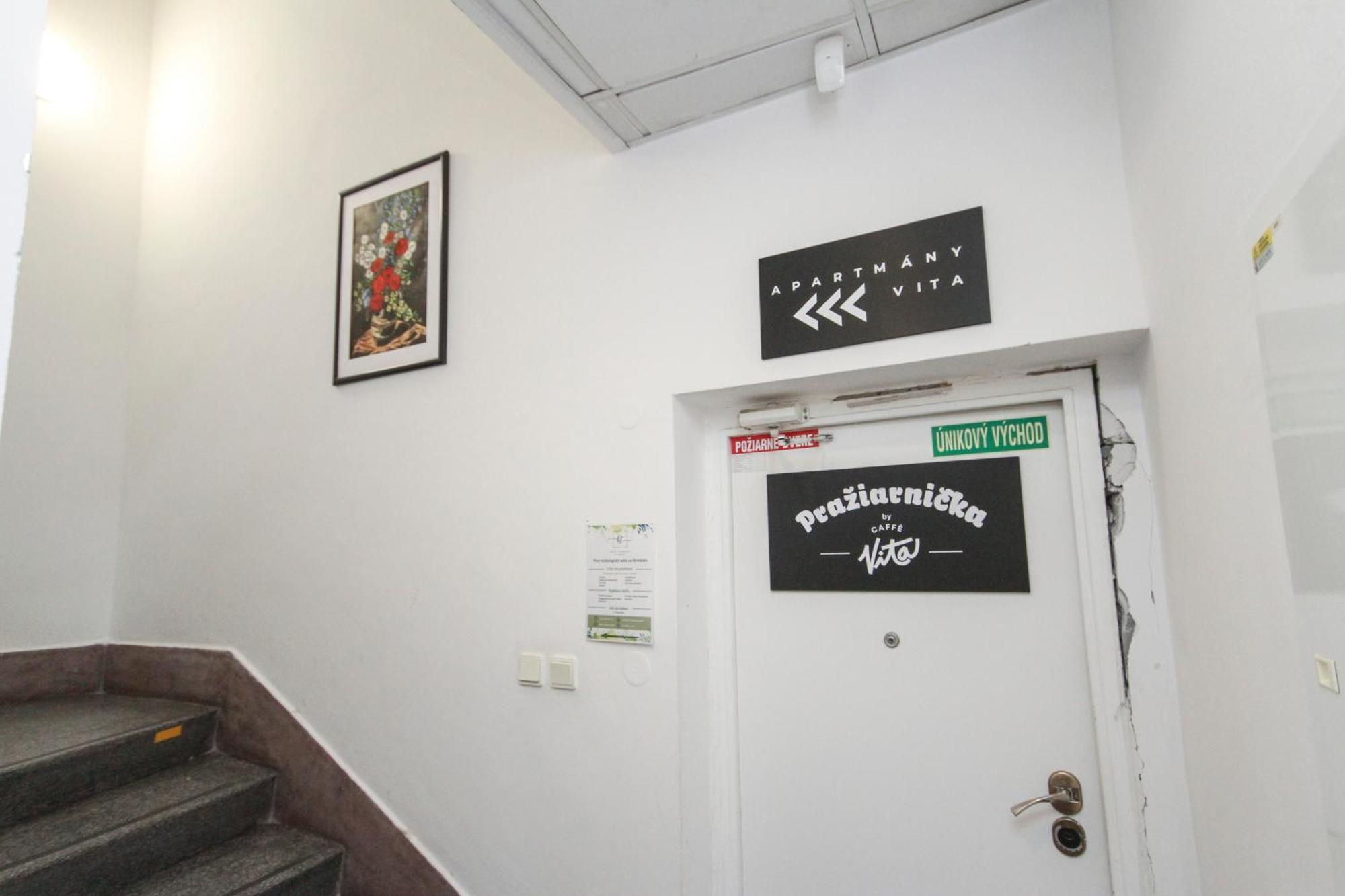 Apartman Vita Deluxe Trenčín Zewnętrze zdjęcie